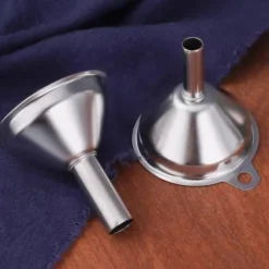 3 delar kökstrattar i rostfritt stål - Liten Medium Stor för eteriska oljor, kryddor, parfym, pulver, flaskor och flaska med anti-droppring