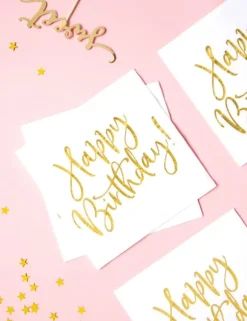 20 pappersservetter i vitt och guld 33 x 33 cm. Size-Standard