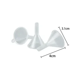 30 st minitrattar i genomskinlig plast. Lämpliga för flaskor, fyllning av laboratorievätskor, eteriska oljor, sandmålning, parfym etc.