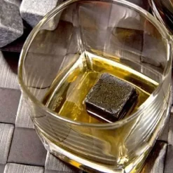 9 st stenwhiskyisbitar