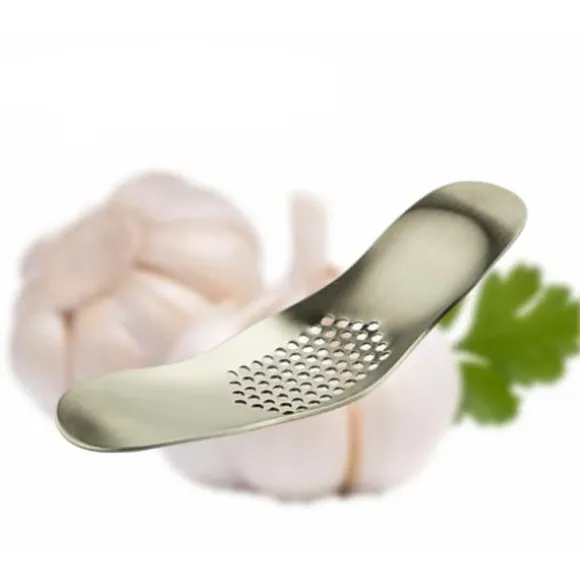 Användarvänlig Tilting Garlic Press