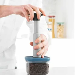 BergHOFF 4-delt vakuum madbeholder st - Stabelbar lufttt opbevaring med nem pumpe for friskhed