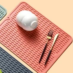 Bordsisolerande gummimatta - rosa, halkskydd, vattentät, värmebeständig, disktorkande bordsunderlägg