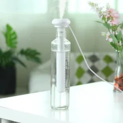 Bärbar vit skrivbordsluftfuktare för hem och bil med hög kapacitet