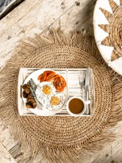 BRICKA MED MATKLÄDD M VIT