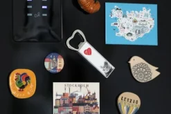 Chartreux - flasköppnare med en katt, personlig kylöppnare, unik present till en man från Art-Dog