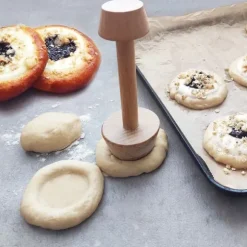 Dubbelsidig trätårta-tamper 4/5,5 cm