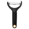Fiskars Functional Form - Vegetable peeler - 23 cm