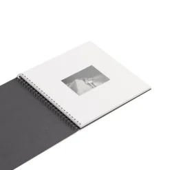 Fotoalbum Black med vita blad 35x31,5cm Bigso Box of Sweden