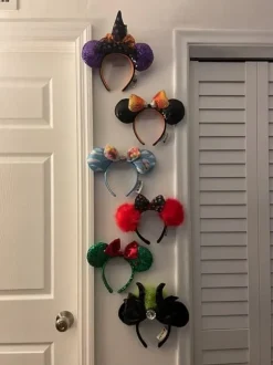 Förvaringsställ för basebollkepsar, väggmonterat hattställ, ingen borrning krävs (10 stycken, vit)