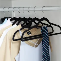 Galgar med sammet 20-pack – tunna, halkfria klädhängare med 360° roterbar krok