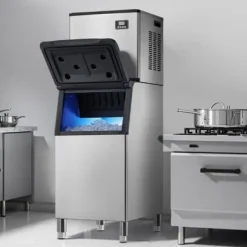 Ismaskin, 181,4 kg/24h, 136 kg förvaring, 580x668x1105 mm, rostfritt stål