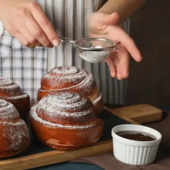 Kökssil i stål 8 cm