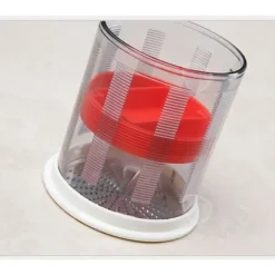 Köksutensilier - CONFO - Osthyvel - Rostfritt Stål - Diskmaskinsvänlig - Röd