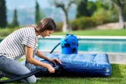 Kraftfull Nilfisk Multi II 22 våt- och torrdammsugare