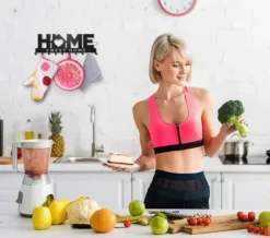 Lollanda Modern svart nyckelbräda med nyckelhängare och förvaringsfack – praktisk nyckellåda för hall och entré