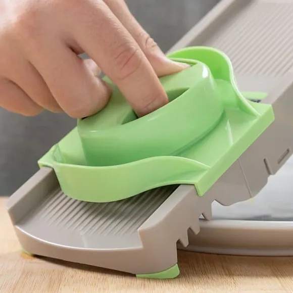 Mandolin-Rivjärn Hopvikbar 6 i 1 Choppie InnovaGoods