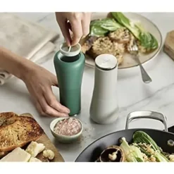 Manuella Peppar- och Saltkvarnar - JOSEPH JOSEPH - Milltop - Justerbar Keramik - Grön - 2 stycken