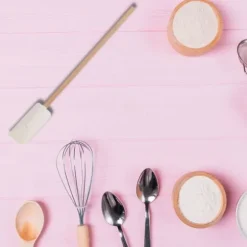 Maryse av pâtisserie och kök 25 cm med trähandtag Fackelmann