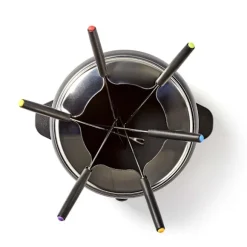 MELISSA Fondueset | 6 personer | 2,3 l | Justerbar temperaturkontroll | 800 W | Cool touch-handtag | Halkskyddade fötter | Överhettningsskydd