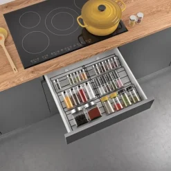 Metaltex utdragbart kryddställ 26-51 cm svart/metall