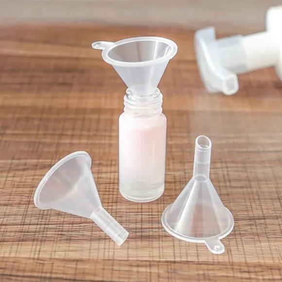 Mini tratt klar bred mun plast multifunktionsdiskmaskin säker liten tratt för laboratorieflaska parfym kryddpulver