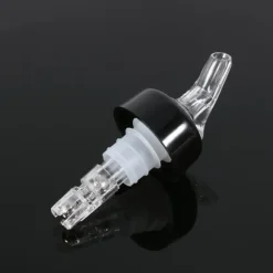 35ml Praktisk Plast Sprit Sprit Hällare Flöde Vinflaska Häll Pip Stoppar Transparent