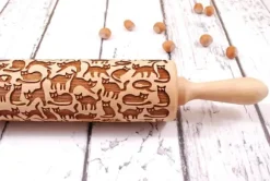 MoodForWood Träkavel, Graverad, 43 cm med Handtag, Perfekt för Bakning - Roliga Katter Mönster