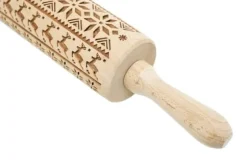 MoodForWood Träkavel, Graverad, 43 cm med Handtag, Perfekt för Bakning - Norskt Mönster