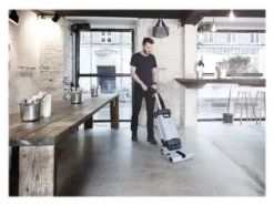 Nilfisk SC100 E - Golvskurmaskin - stående