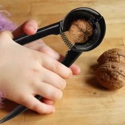 Nötknäckarset, 6x18.5x7.5 cm, Svart