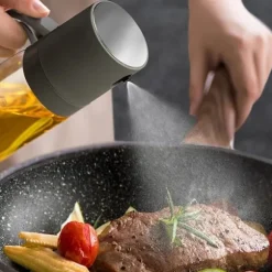 OBOSOE Olivenoljesprayflaska, flerändamålsblandare för olivolja med oljedrop rostbeständiga sojabönor för luftstekt bakning