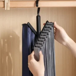 OBOSOE 2-pack roterande galgar för slipsar och bälteshållare med 20 klämmor