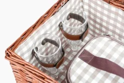 Picknickkorg - 4 personer - 29 stycken - flätad korg - 42x28x20cm