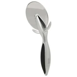 Pizzaskärare i rostfritt stål med gummihandtag