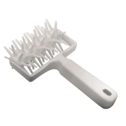 Plastikrulle med hål i degen - IBILI - Dimensioner 12 x 20 CM - Vit - Plastikrulle med hål i degen