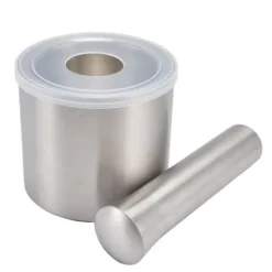 Praktisk kökskvarn med dubbel struktur för mat