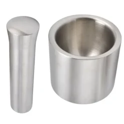 Praktisk kökskvarn med dubbel struktur för mat