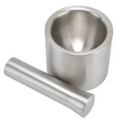 Praktisk kökskvarn med dubbel struktur för mat