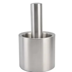 Praktisk kökskvarn med dubbel struktur för mat