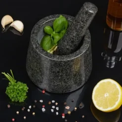 Relaxdays Mortel och stöt, i granit, polerad, lång livslängd, för kryddor och örter, stengrynare D 13,5 cm mörkgrå