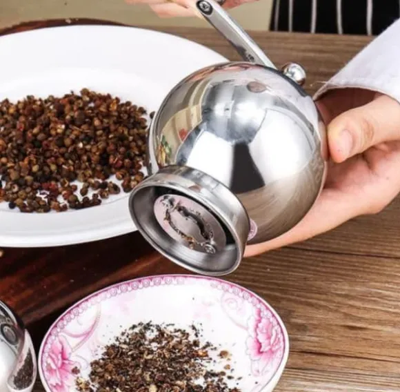 Salt- och Pepparkvarn Rund 9,5 cm