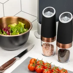 Set med 2 elektriska gravitationssalt- och pepparkvarnar KINGHOFF KH-1724