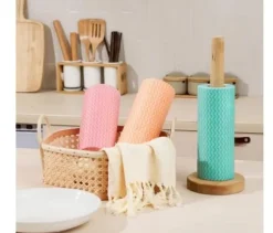 Set med 3 rullar av engångstrasor för alla ändamål, praktiska och återanvändbara våtservetter för köksstädning.