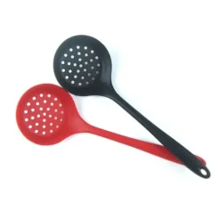 Skimmerspatel med hål i silikon Lätt sked med öppningar Skimmer-skedsil med långt handtag
