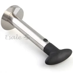 Skär ananas skivor tomma skal slå skala...