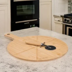 Skär- och serveringsset i bambu för pizza – 2 delar, skärare i rostfritt stål