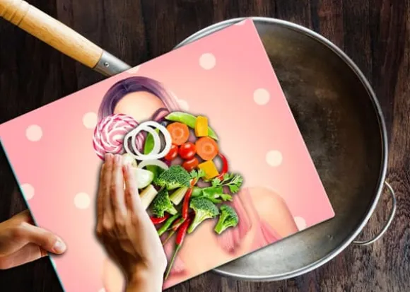 SKÄRBRÄDA I GLAS 52x40 BARBIE