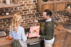 SKÄRBRÄDA I GLAS 52x40 BARBIE