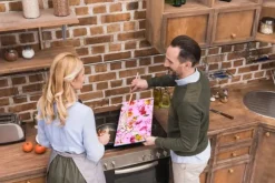 SKÄRBRÄDA I GLAS 52x30 BLOMMOR